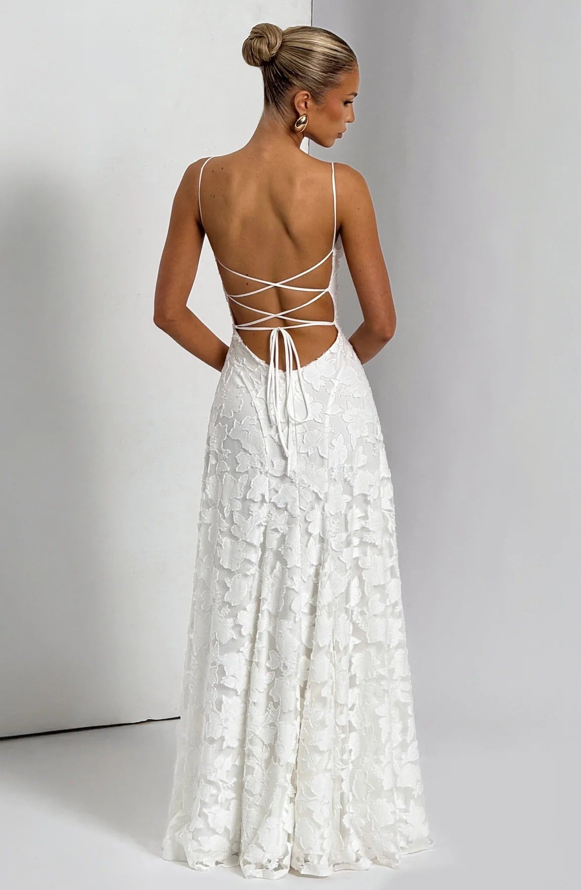 Briar | Women’s Floral Jacquard Sleeveless Maxi Dress