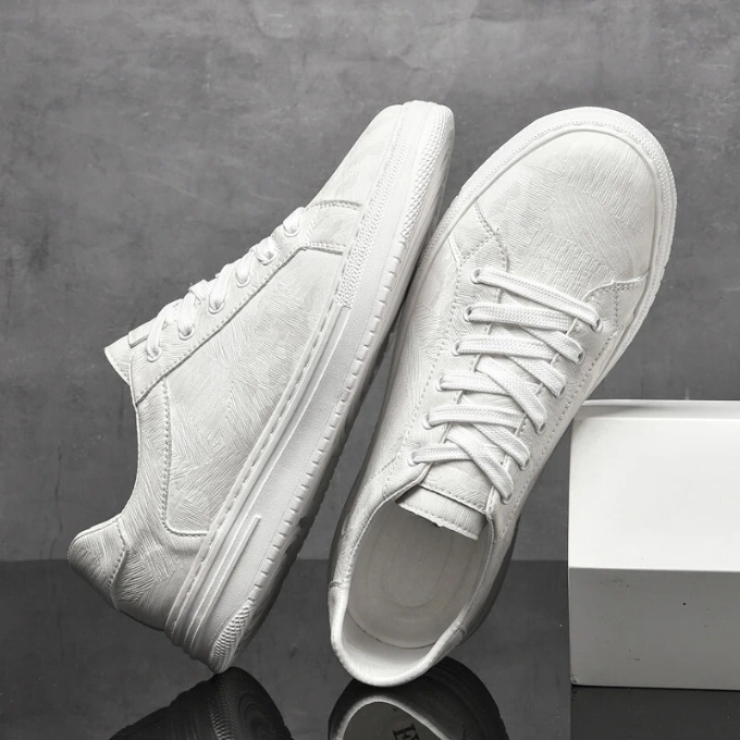 Cassius | Men's Classic Low-Top Sneakers