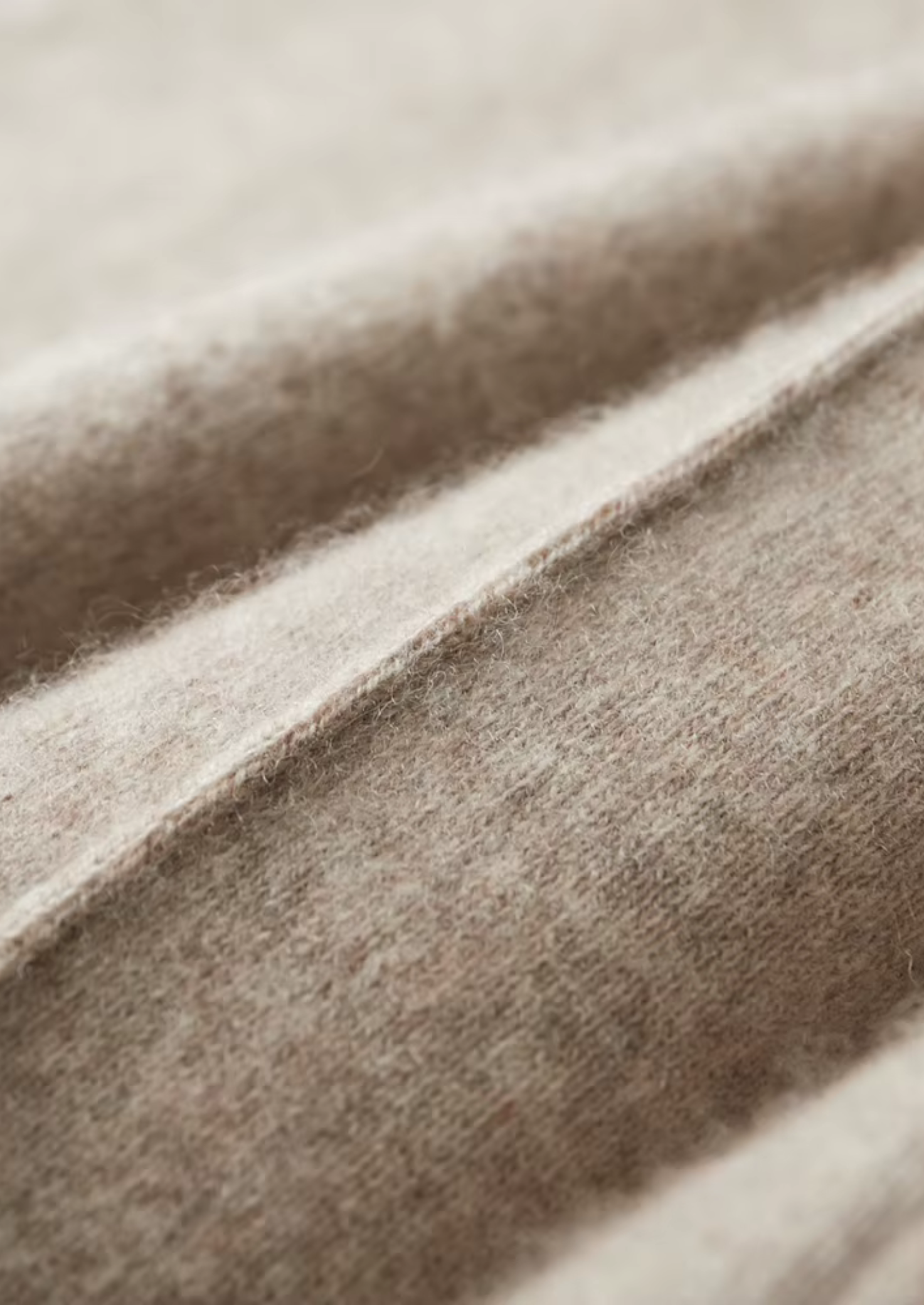Men's Extra-Fine Zip Cardigan & Jogger Set