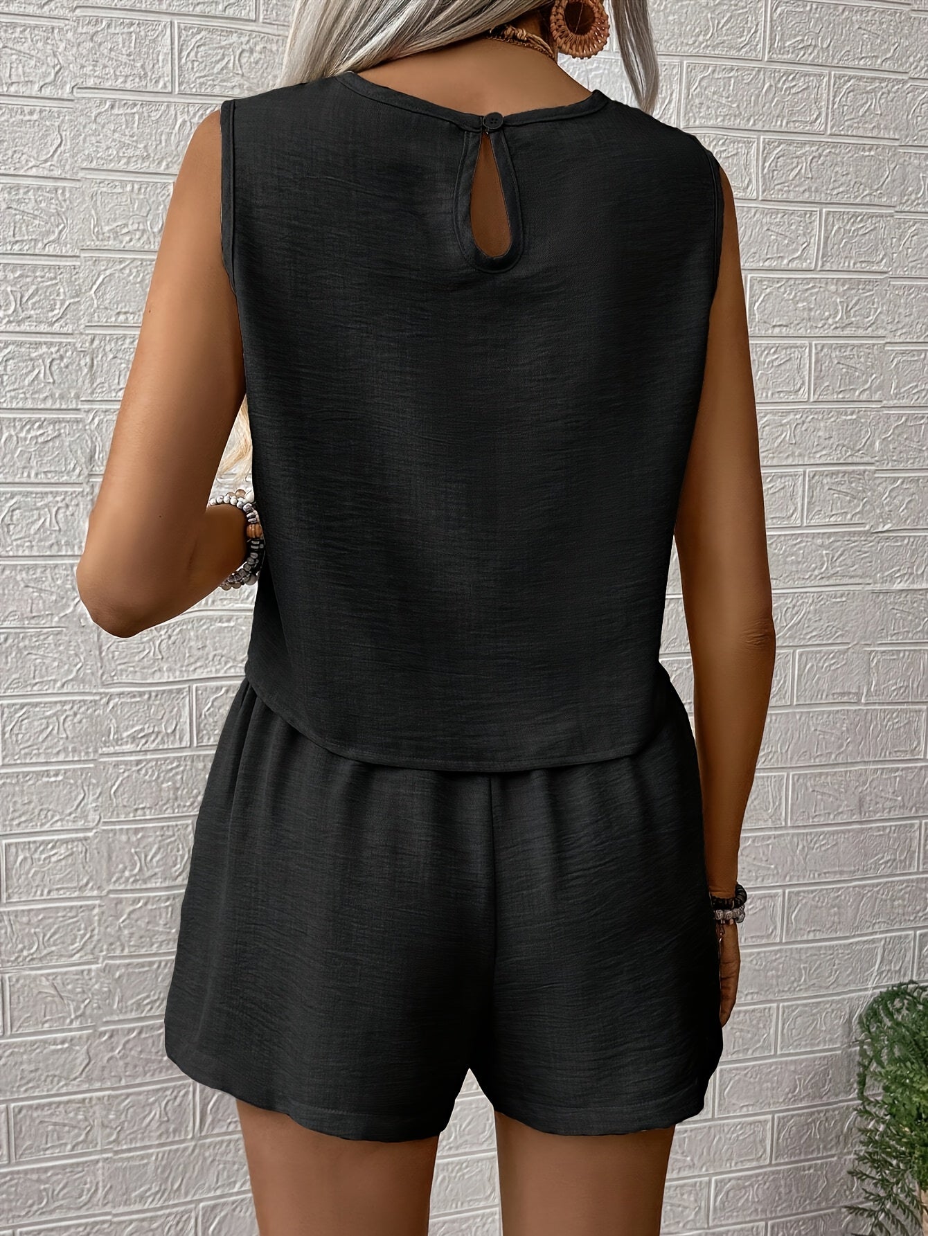 Amelia | Women's Sleeveless Top and Shorts Summer Set