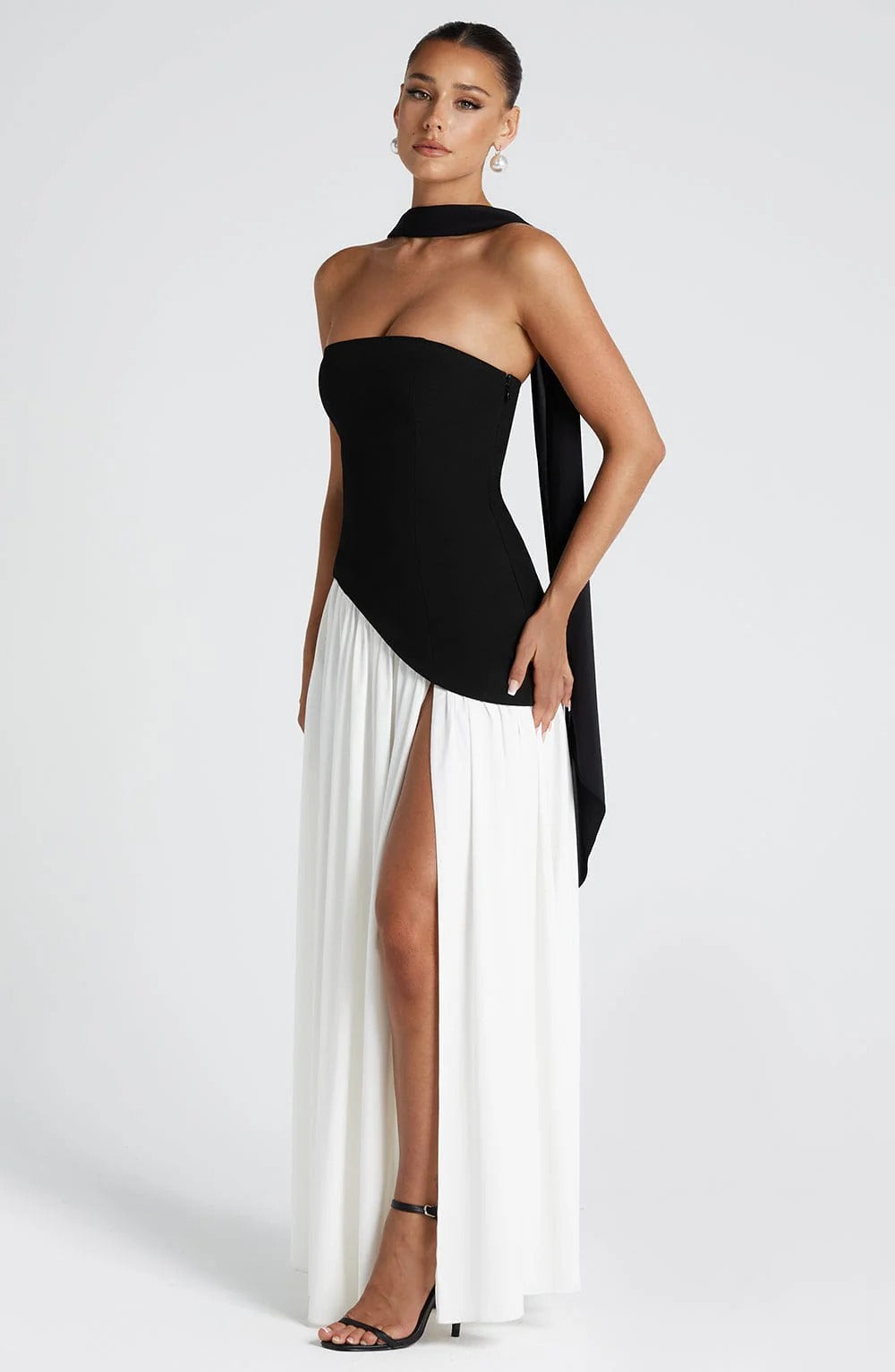 Lucinda | Women’s Strapless Maxi Dress with Scarf