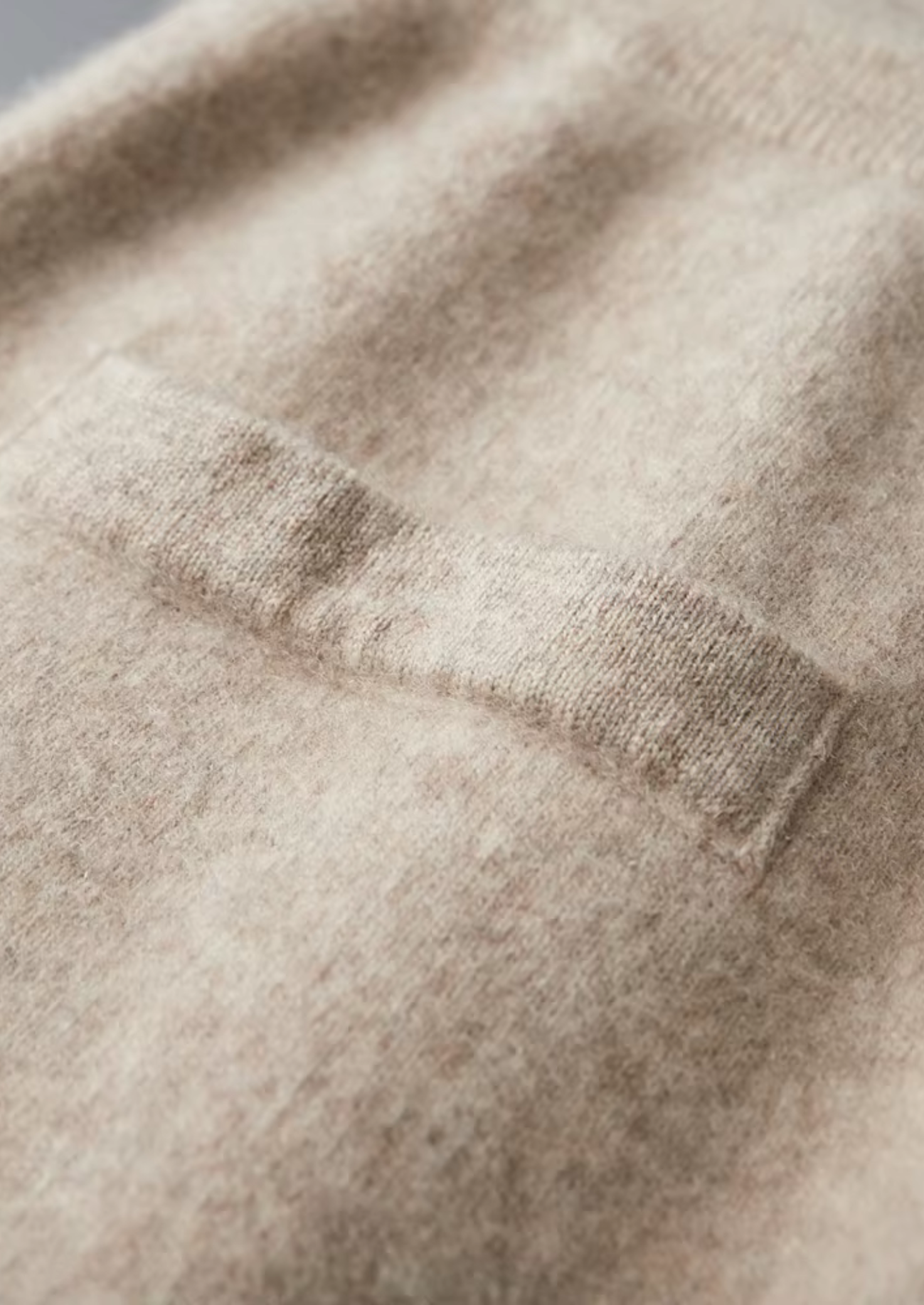 Men's Extra-Fine Zip Cardigan & Jogger Set